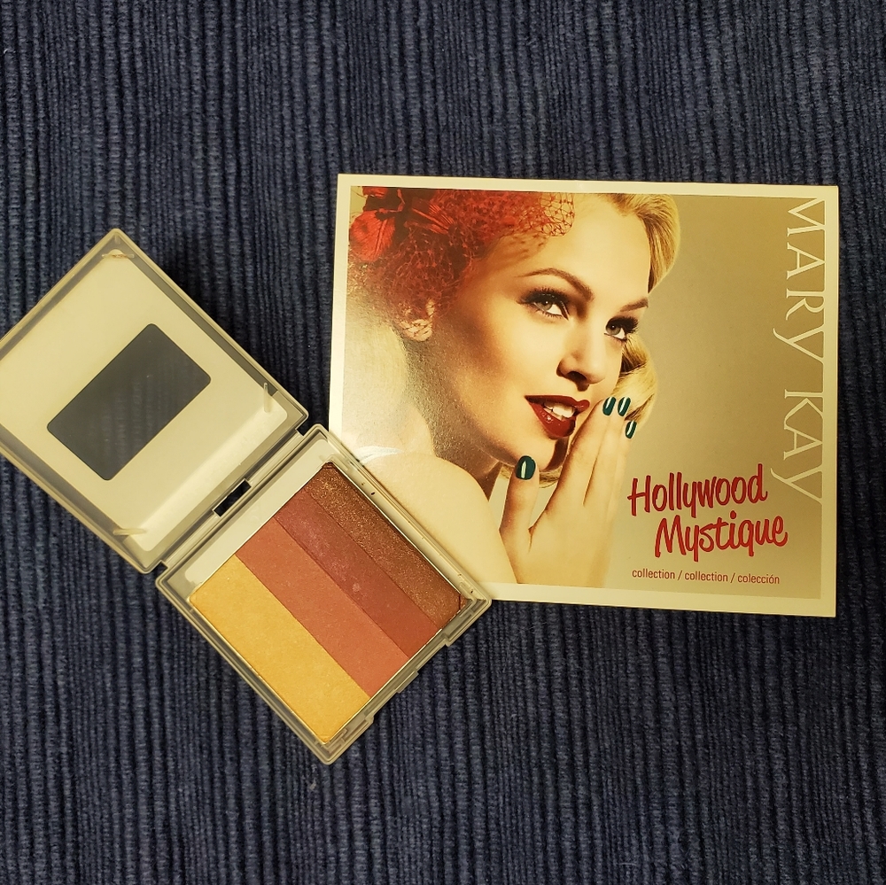 MARY KAY EYE INTRIGUE COLOR QUAD - Picture 5 of 5